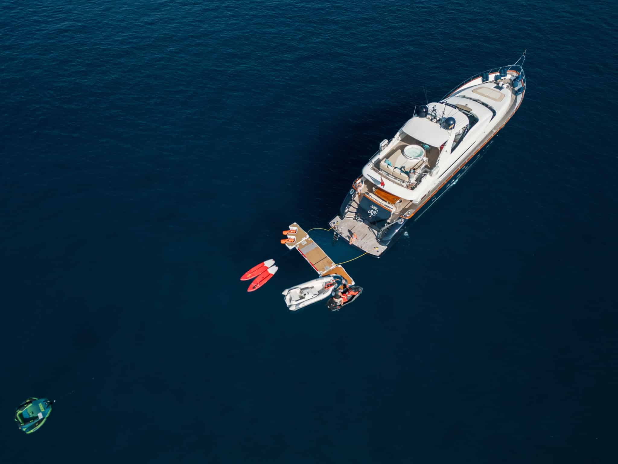 A Floating Palace Maiora 99 view 2 — Blackline Management