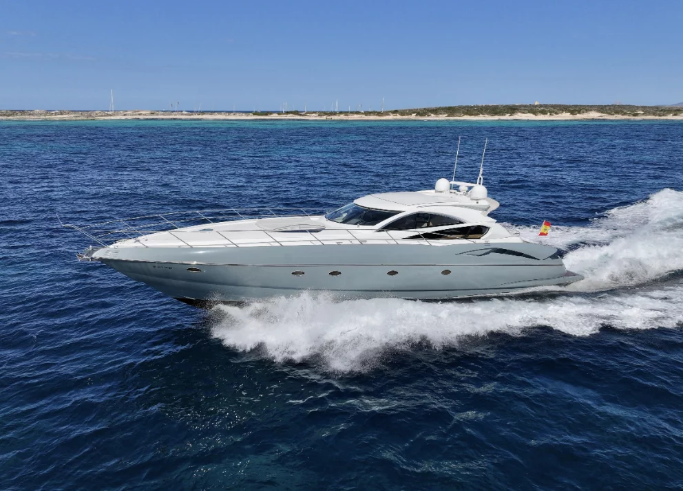 High Performance With Elegant Design Sunseeker Predator 68 view 4 — Blackline Management