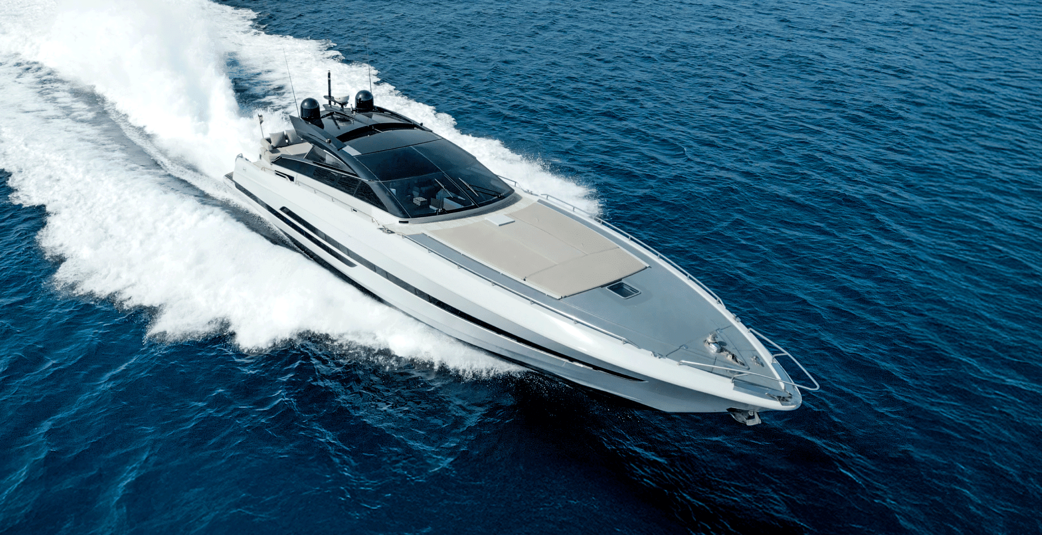 James Bond Baia 70 — yacht management Marbella, Ibiza and Monaco