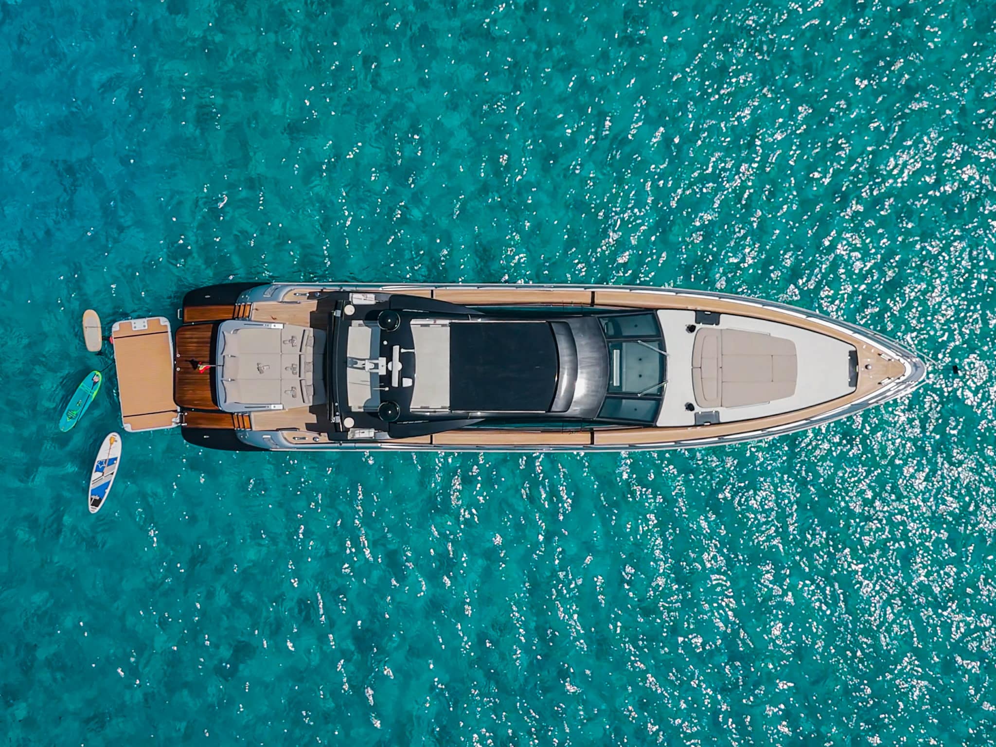 Yacht Charter Ibiza Azimut 86 view 3 — Blackline Management